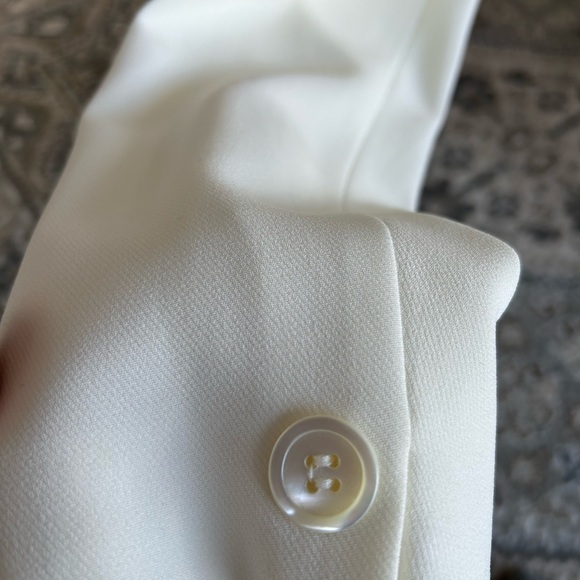 2 Piece Jones New York Jacket/skirt - Picture 3 of 9